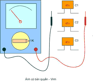 Dùng thang x 1K ohm để kiểm tra tụ gốm